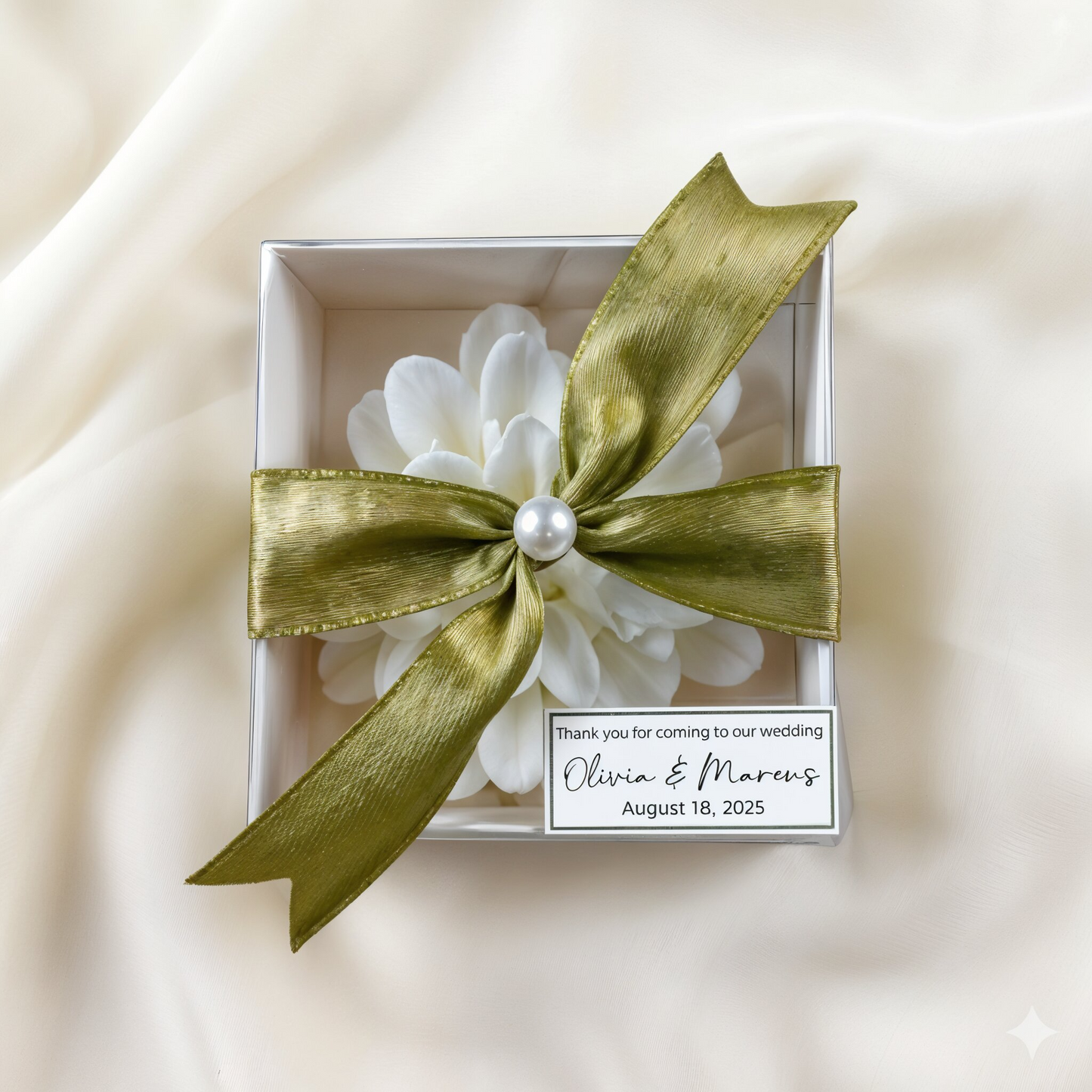 Lotus candle set – bulk personalized wedding favors with custom label